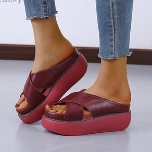 Criss cross platform slides slip on slide sandals anti-skid