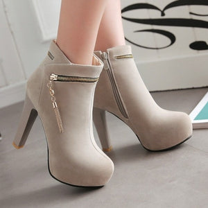 Faux suede chunky heels booties