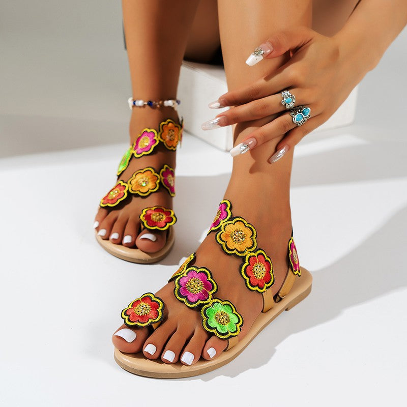 Flower decor strappy toe ring sandals beach sandals