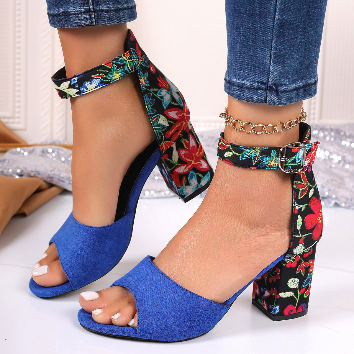 Flower printed color blocks chunky sandals