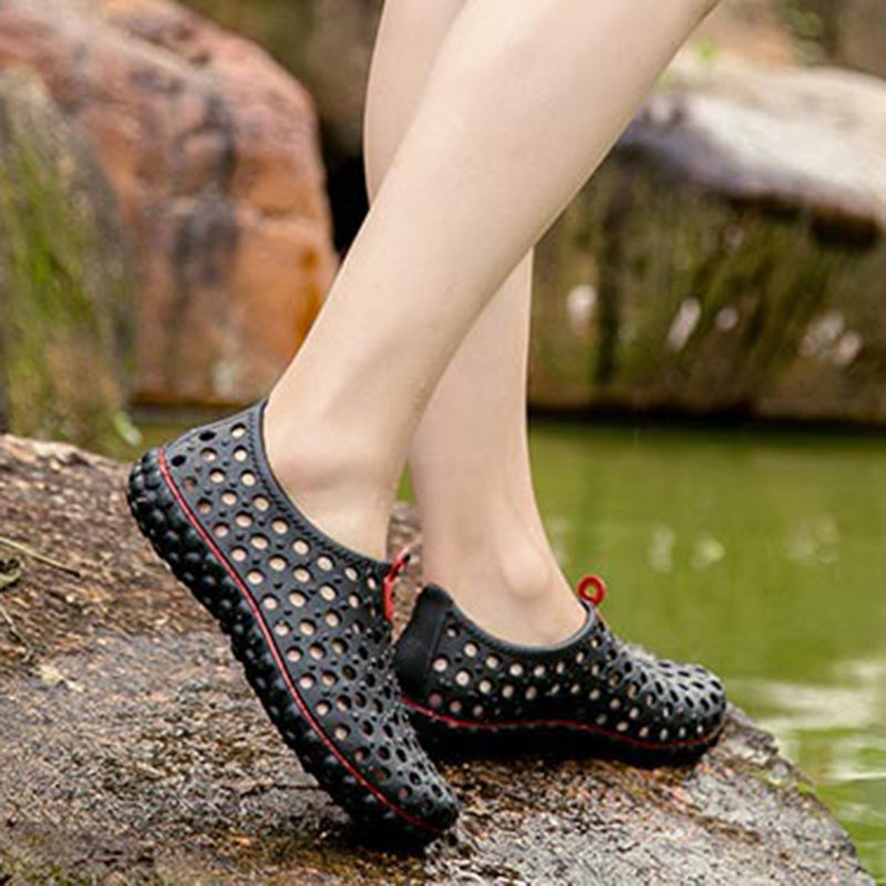 Men's Summer Hollow Water Shoes Breathable Quick Dry Anti-Slip Beach Sandals