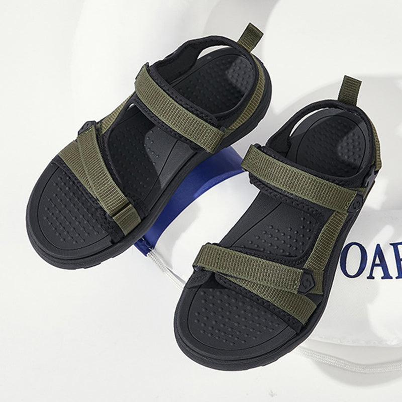 green Men's mesh sporty sandals with adjustable velcro straps