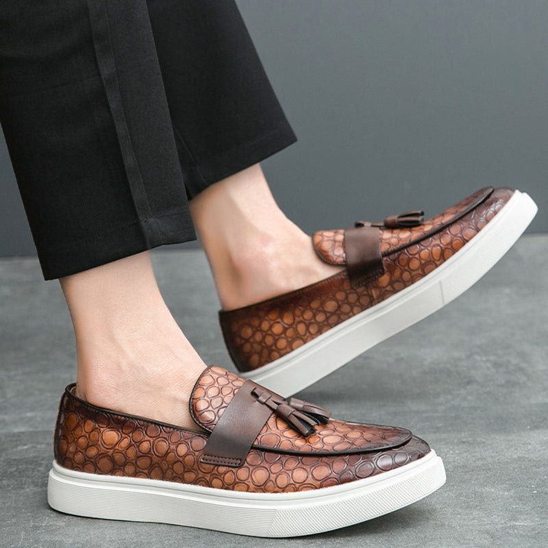 brown Men's stone pattern embossed platform loafers