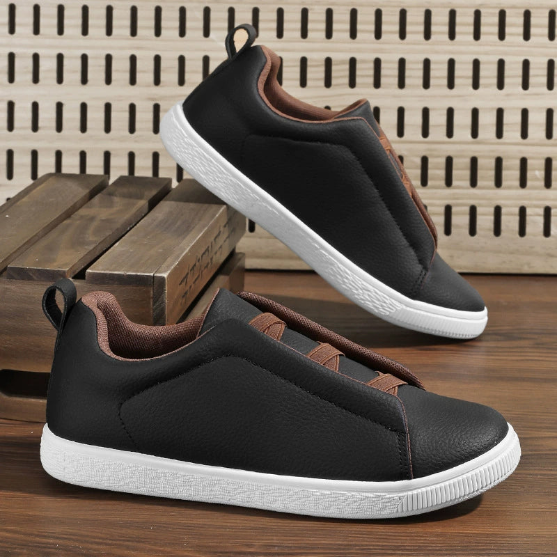 Men's triple elastic criss straps sneakers