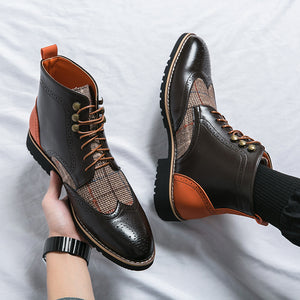 Men's two-tone wingtip brogue boots