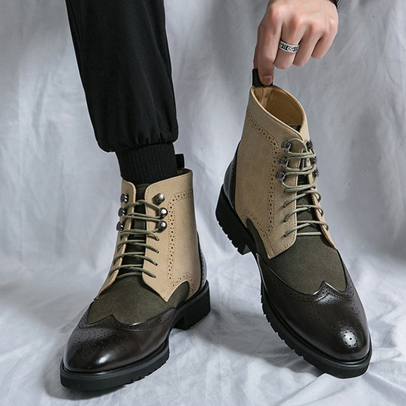Men's two-tone wingtip brogue boots