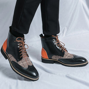 Men's two-tone wingtip brogue boots