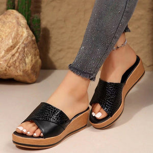 Stone patterned wedge heels slides