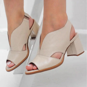 V-cut chunky heels sandals with elastic back strap