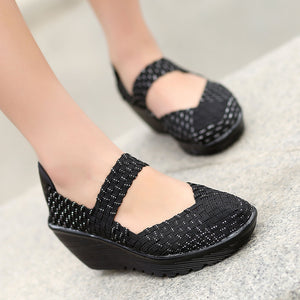 Women roud toe platform slip on wedge sandals