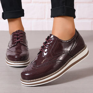 burgundy Vintage-Inspired Oxford Shoes for Women - Wingtip Brogue Platform Oxfords for Classic Everyday Wear