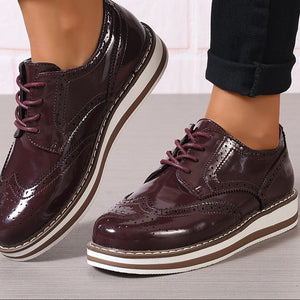 burgundy Vintage-Inspired Oxford Shoes for Women - Wingtip Brogue Platform Oxfords for Classic Everyday Wear