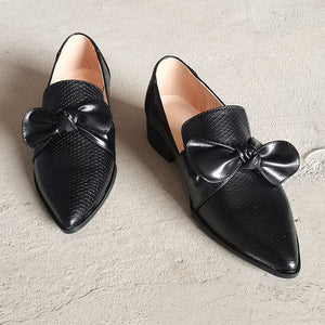 Women's black snakeskin print bowknot loafers