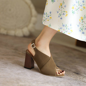 Women's criss cross strap peep toe block heels sandals