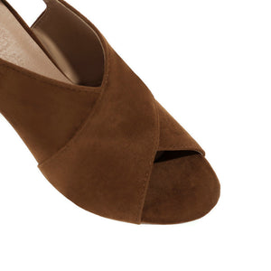 Women's criss cross strap peep toe block heels sandals