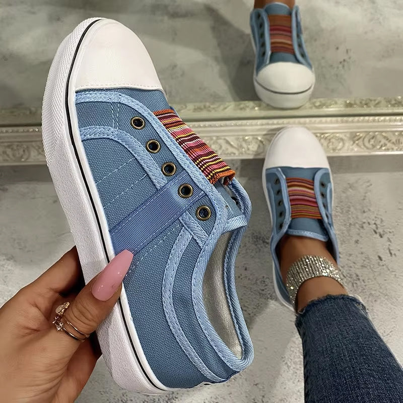 Women's elastic slip on canvas sneakers