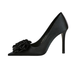 Women's flower embellished stiletto pumps