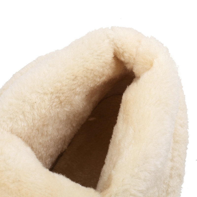 brown Women's fur lined lace-up snow boots