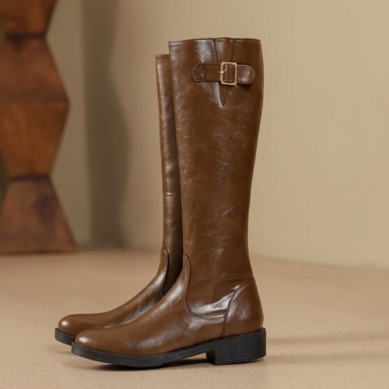 Women's knee high riding boots with buckle