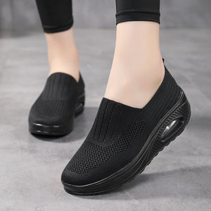 Women's knitted slip on sock sneakers