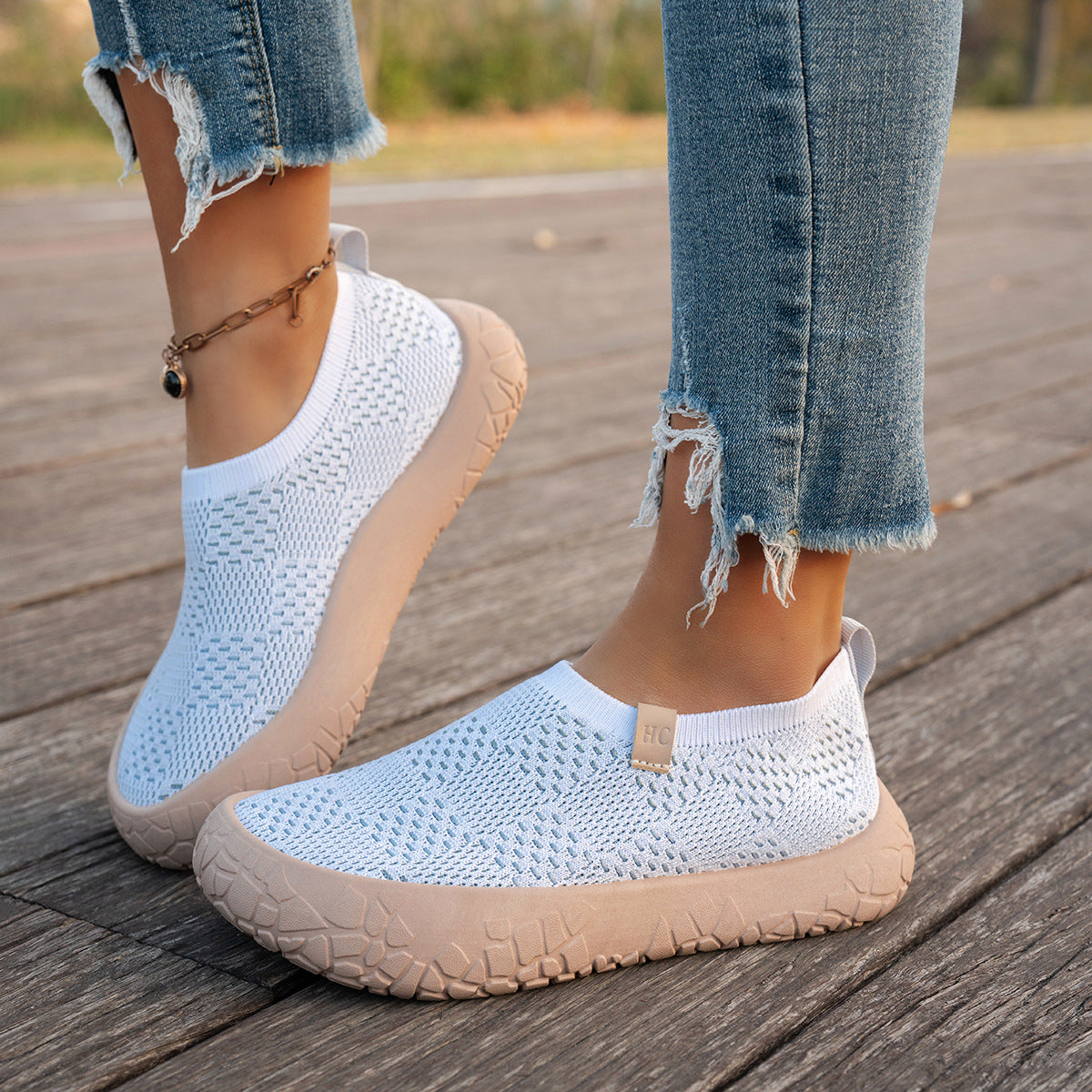 Women's knitted wide toe slip-on loafers shoes