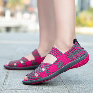 Women's peep toe braided elastic slip on comfortable flat sandals with arch support