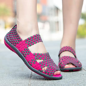 Women's peep toe braided elastic slip on comfortable flat sandals with arch support