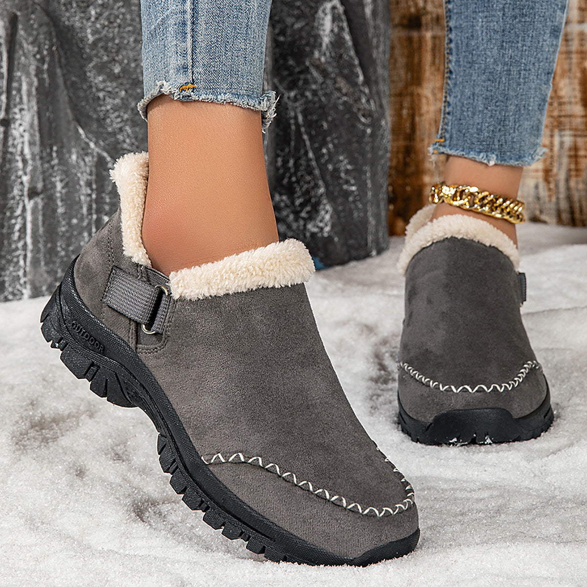 Women's plush lined slip on low-cut booties lightweight warm indoor house slippers