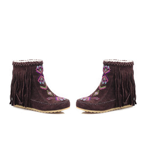 brown Women's retro embroidery fringe moccasin boots