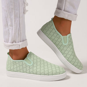 Women's stretch knit platform sneakers