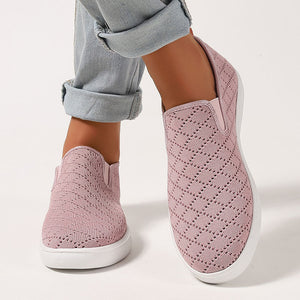 Women's stretch knit platform sneakers
