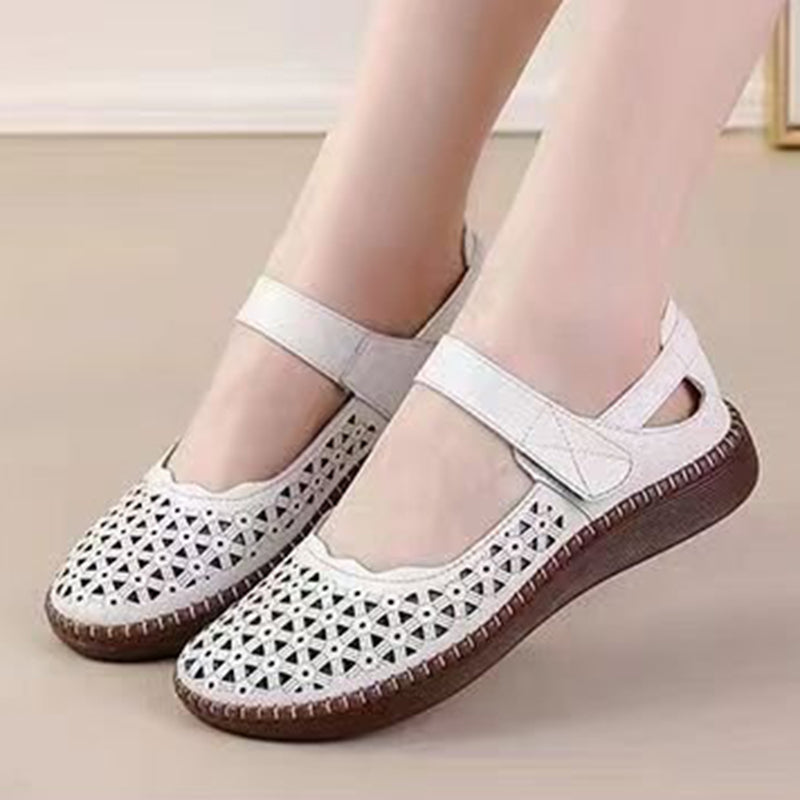 Women's summer hollow breathable closed toe sandals comfy walking flat shoes