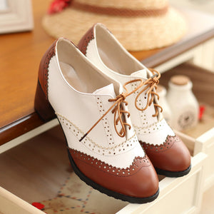 brown Retro Wingtip Oxford Heels for Women - Vintage Two-Tone Brogue Design for Everyday & Office Wear