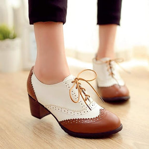 brown Retro Wingtip Oxford Heels for Women - Vintage Two-Tone Brogue Design for Everyday & Office Wear