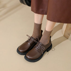 brown Retro-Inspired Derby Shoes for Women – Wide Toe Lace-Up Detail + Comfortable Vintage Derby for Everyday Wear