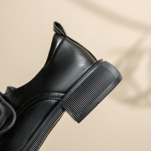 black Retro-Inspired Derby Shoes for Women – Wide Toe Lace-Up Detail + Comfortable Vintage Derby for Everyday Wear