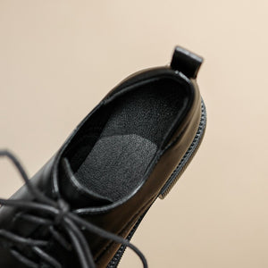 black Retro-Inspired Derby Shoes for Women – Wide Toe Lace-Up Detail + Comfortable Vintage Derby for Everyday Wear