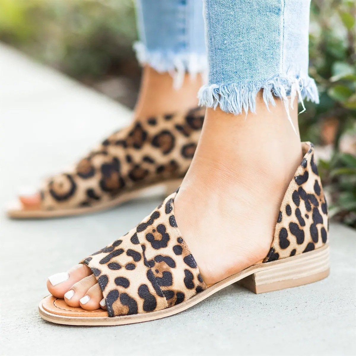 Leopard Peep Toe Side Hollow Low Chunky Sandals