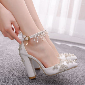 Women bridal rhinestone flower pointed toe side cut chunky wedding heels