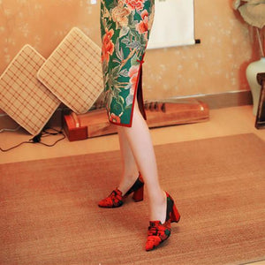 Women flower pointed toe buckle slip on chunky heels