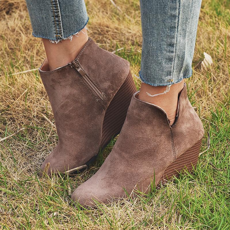 Fashion wedge boots side slit round toe ankle boots