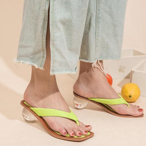 Women fashion clear round heel 
yellow flip flop