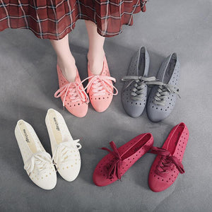 Women round toe summer hollow breathable flat lace up sandals