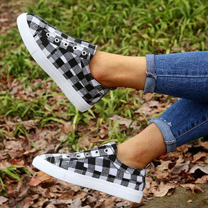 Women's plaid flat slip on sneakers summer fashion canvas shoes