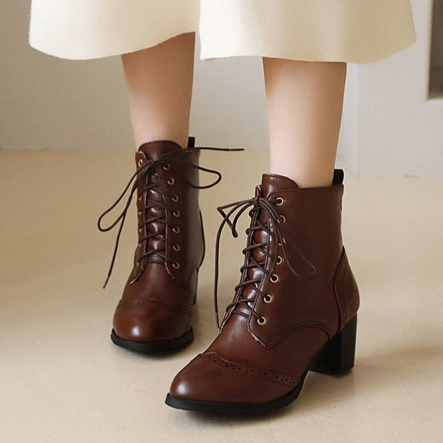 Women short pointed toe lace up chunky heel boots