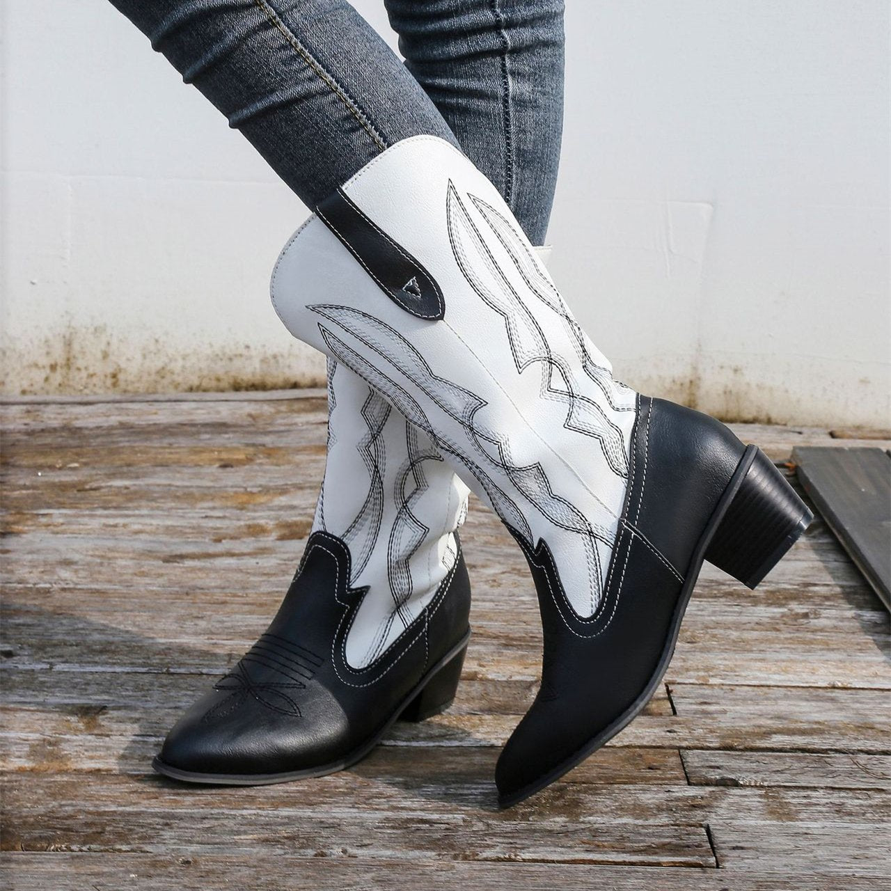 Women fashion embroidered pointed toe chunky heel mid calf boots