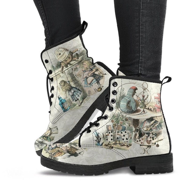 Women beige cartoon print chunky platform short lace up boots