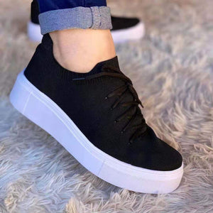 Women round toe lace up thick sole flat casual sneakers