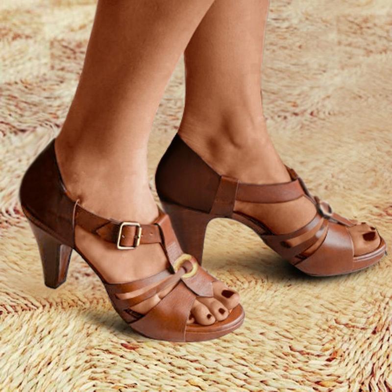 New Stylish Elegant Comma Heel Buckle Strap Sandals