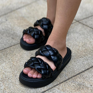 Women woven two strap summer outdoor slide flat sandals